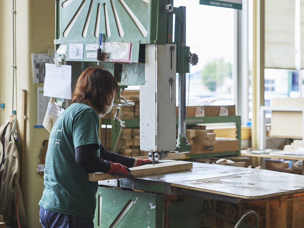 家具を製造する際にどうしても出てしまう端材を活用