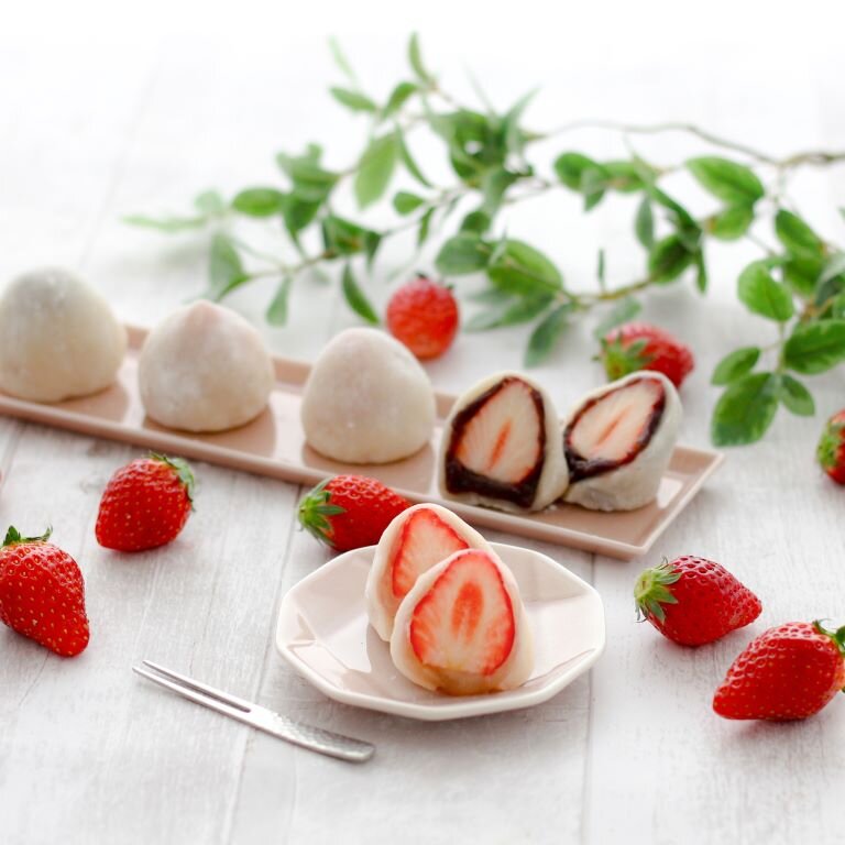 レンジで簡単！白玉粉と甘酒で作るいちご大福