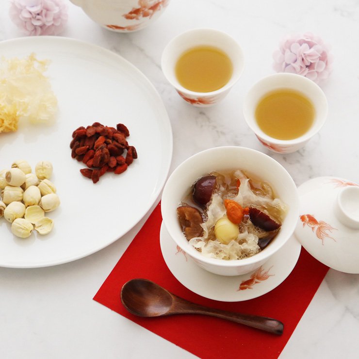 【煮るだけかんたん】白キクラゲ×なつめで内側から潤う！美肌スープ